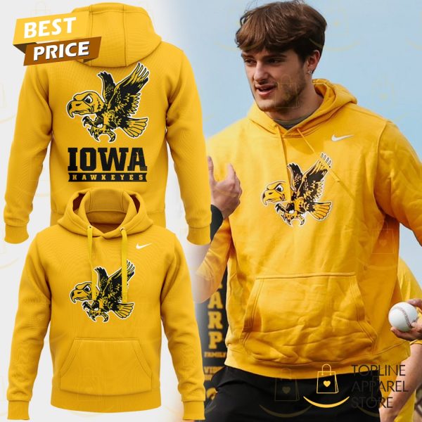 Iowa Hawkeyes Men Basketball Hoodie – Gold